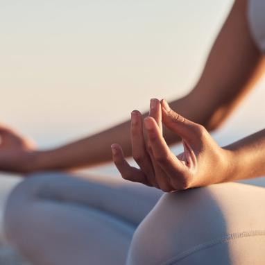 Yoga sur la plage